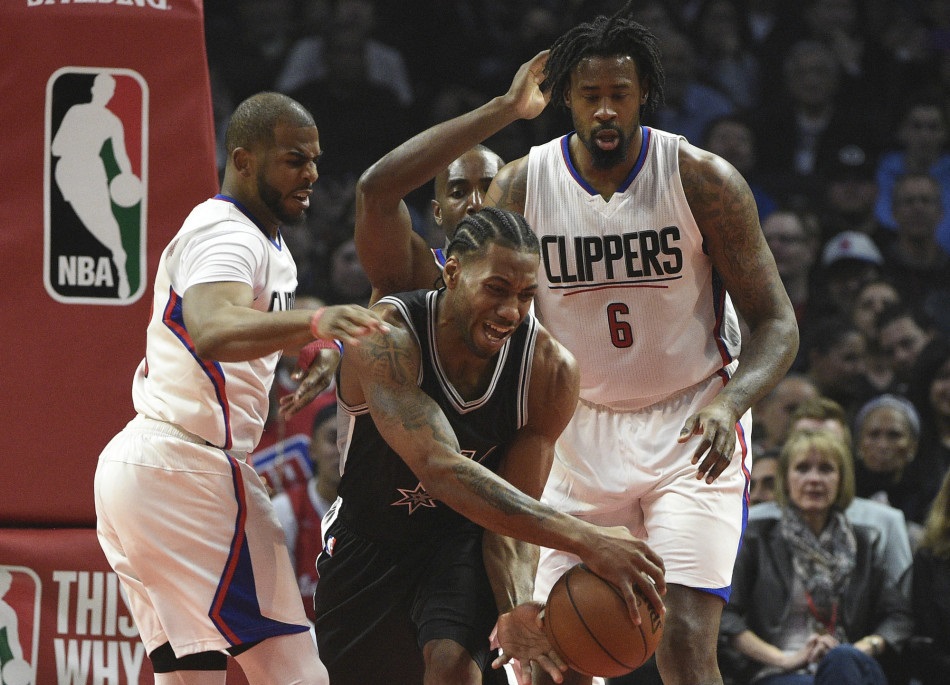 盟主迈出了 盟主迈出了