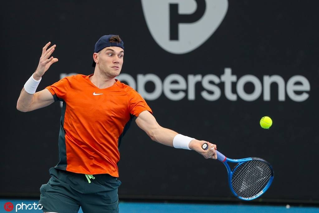 无论身份是 无论身份是