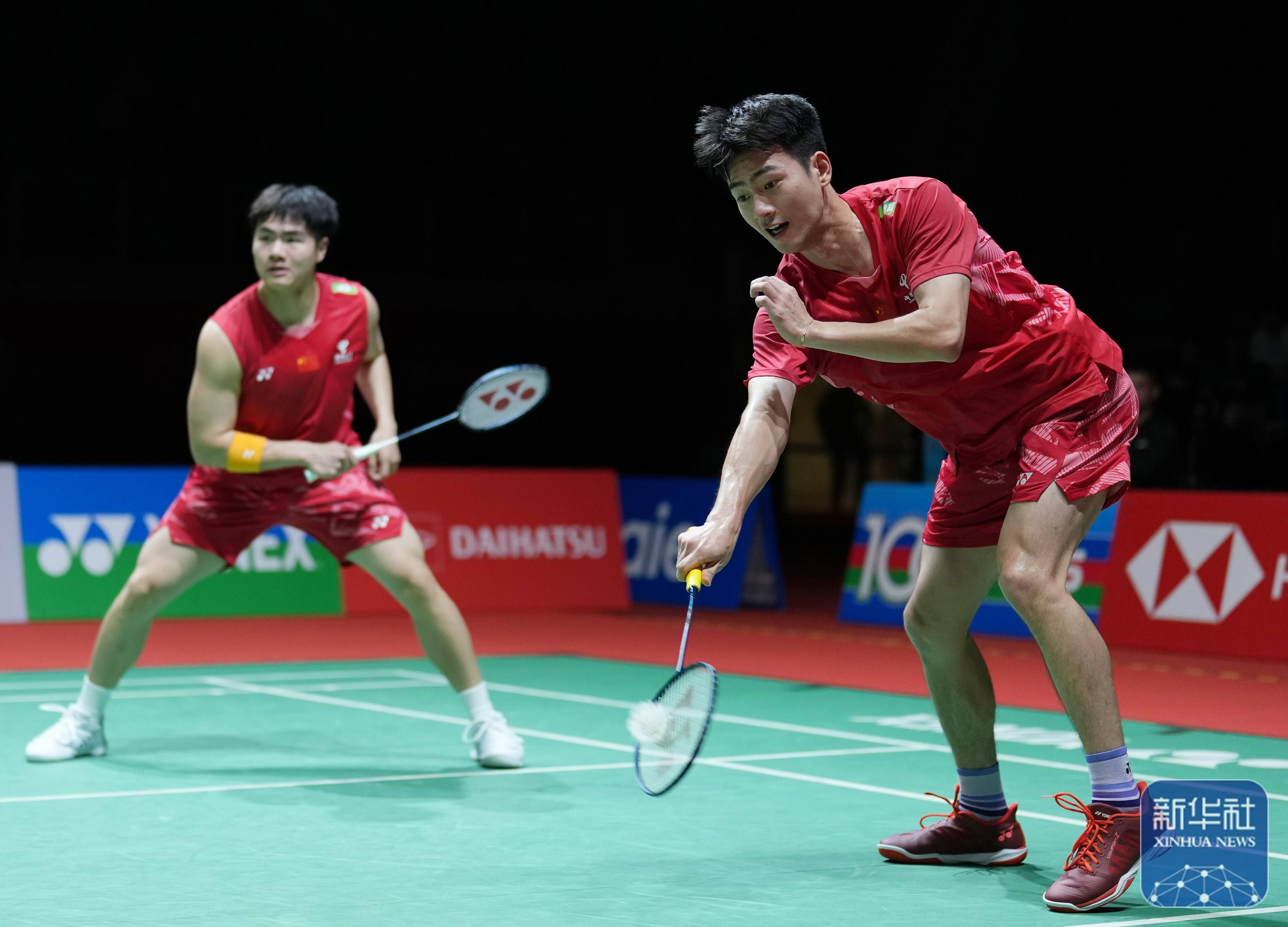 方的支持和 方的支持和