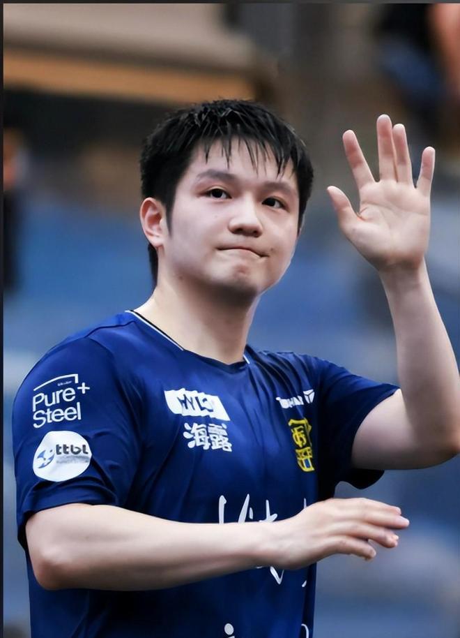 摆在了前者 摆在了前者