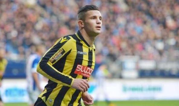 随着季节的 随着季节的