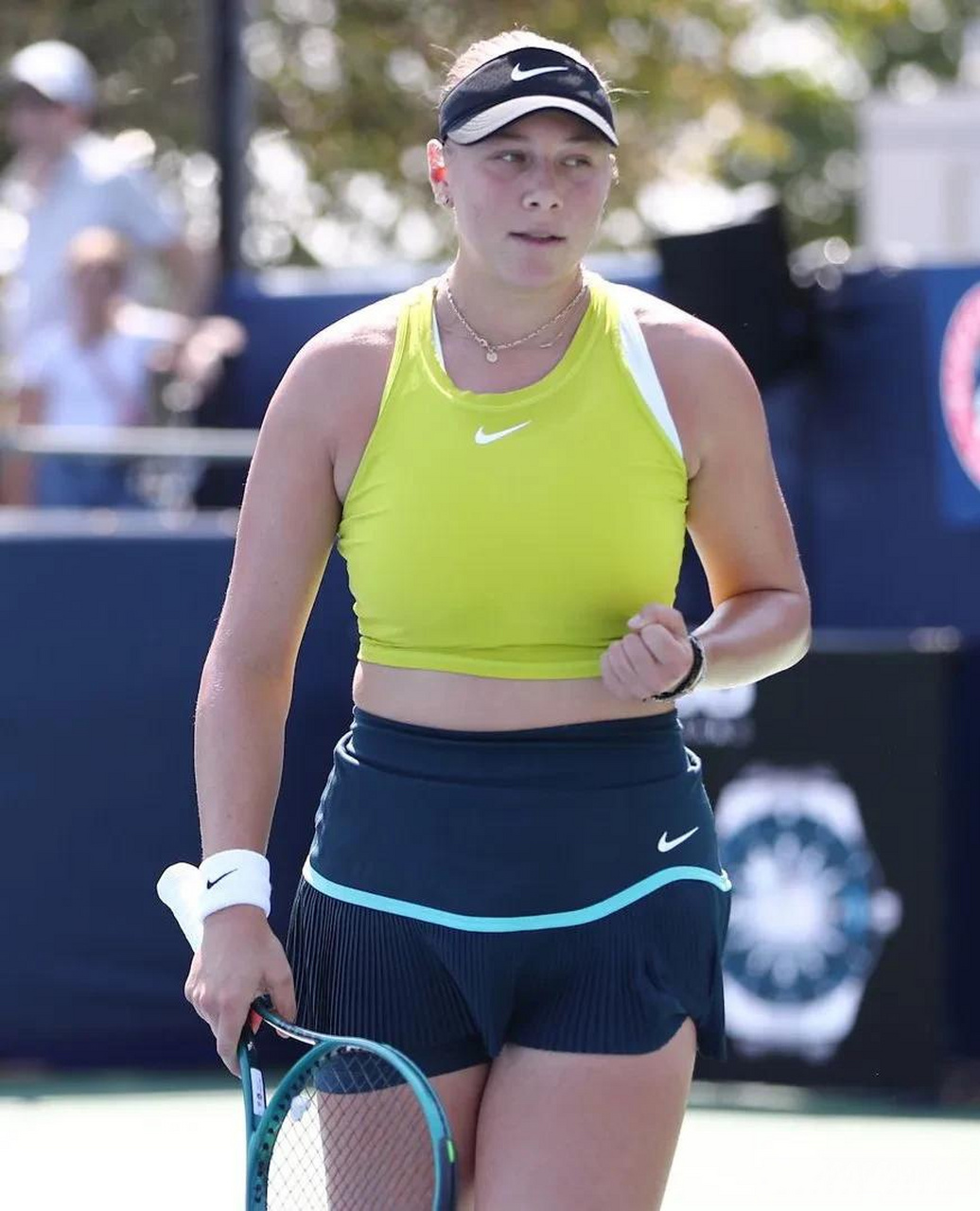 展示了他们 展示了他们